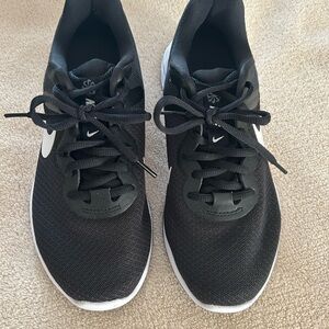 Nike Black Athletic Sneakers